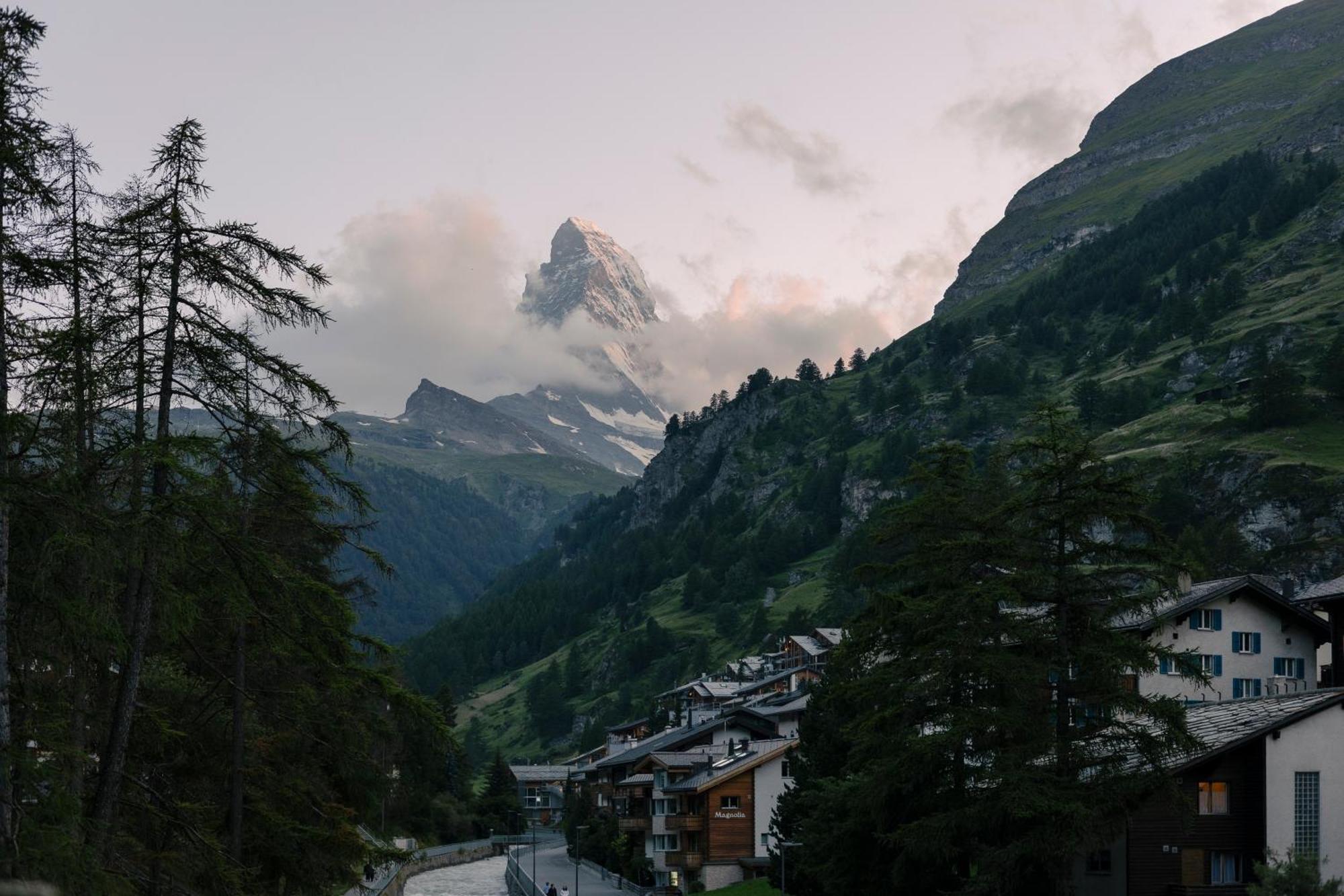 Schloss Zermatt - Cbd & Adaptogenic Spa And Sport Hotel Eksteriør bilde