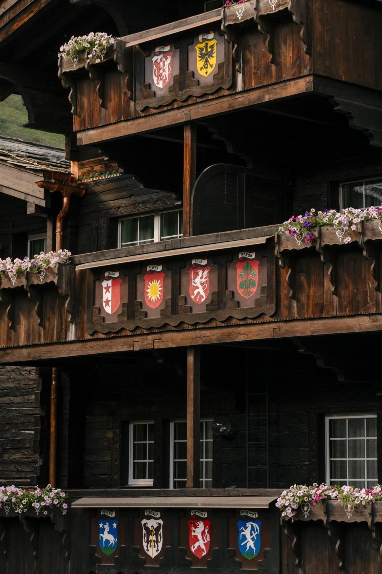 Schloss Zermatt - Cbd & Adaptogenic Spa And Sport Hotel Eksteriør bilde