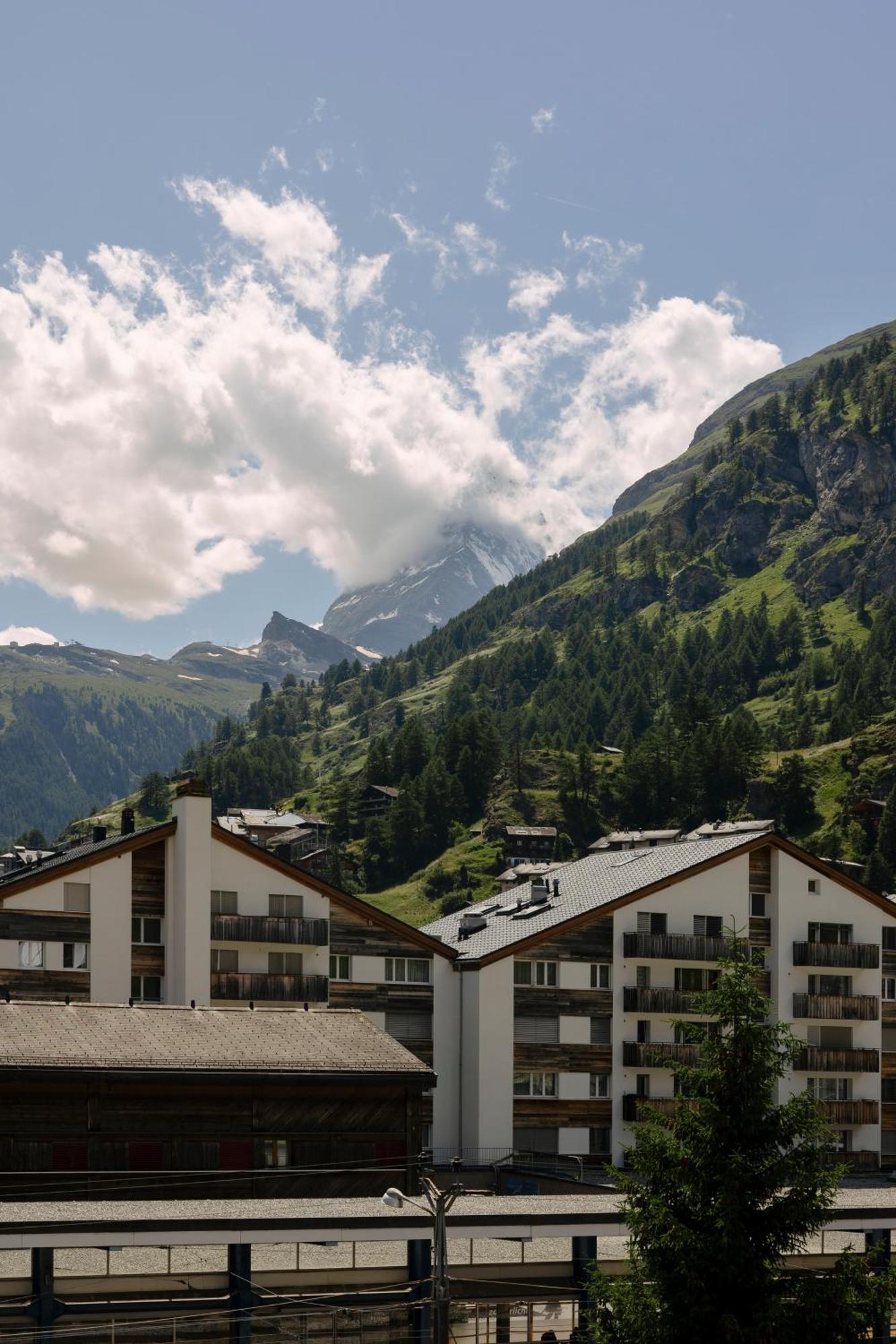 Schloss Zermatt - Cbd & Adaptogenic Spa And Sport Hotel Eksteriør bilde